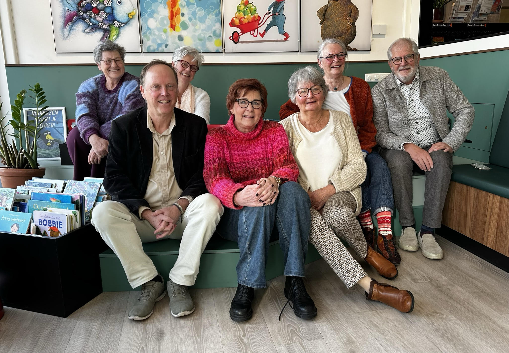 Het bestuur samen met de dirigent